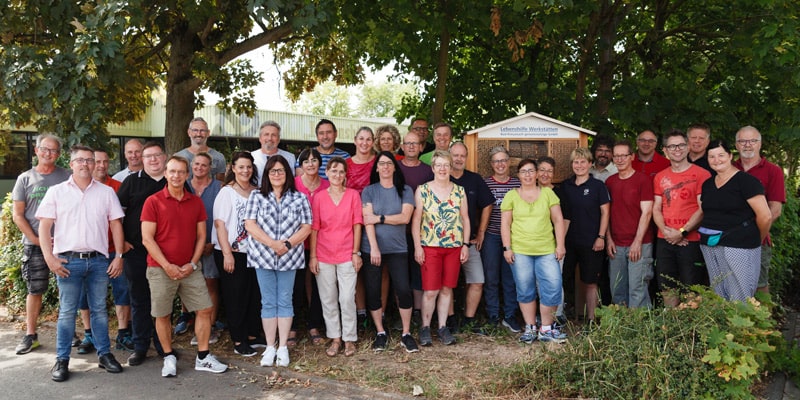 Gruppenfoto der Angestellten der Lebenshilfe Werkstatt Bad Kreuznach